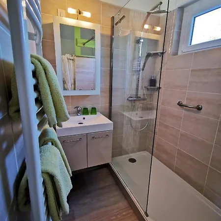 Les Marronniers Pensión Cambremer