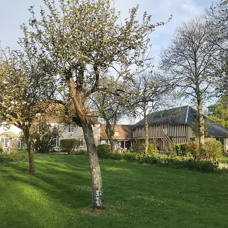 Domaine Les Marronniers Pensionat 4*