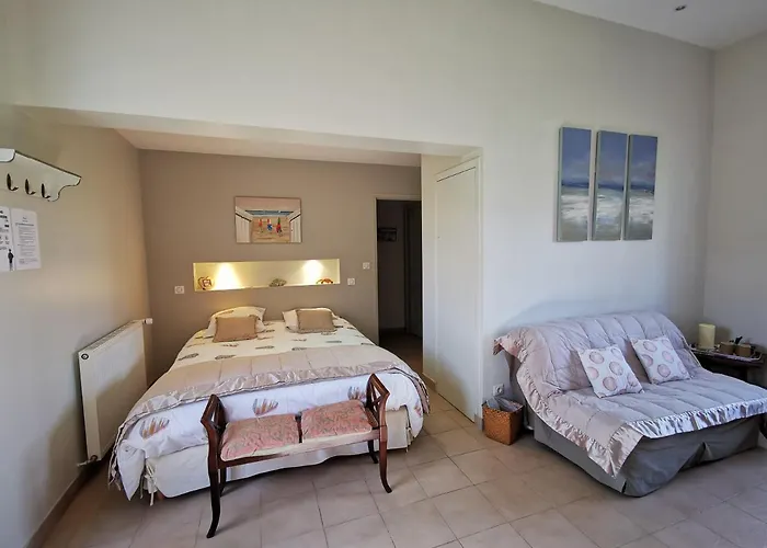 Domaine Les Marronniers Guest house 4*